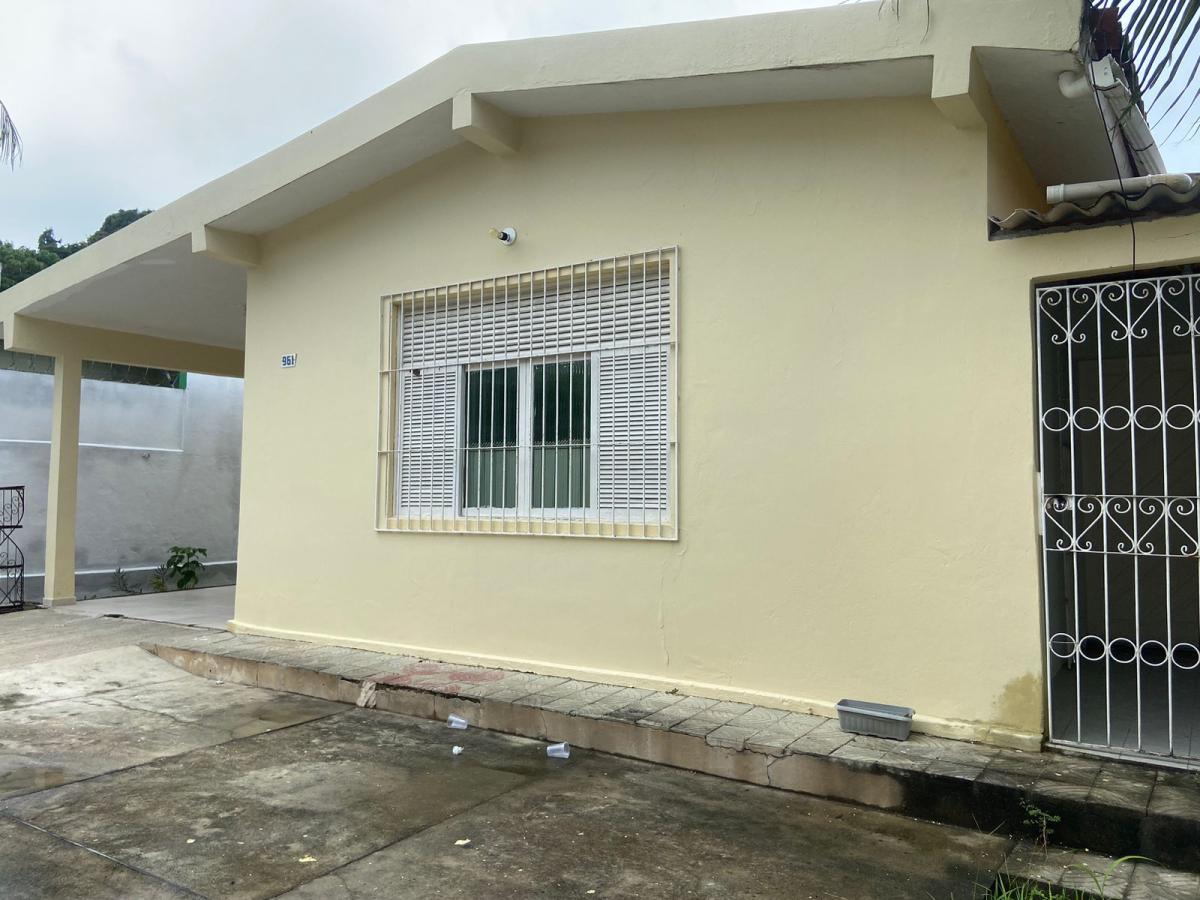 Casa para alugar com 3 quartos, 130m² - Foto 10