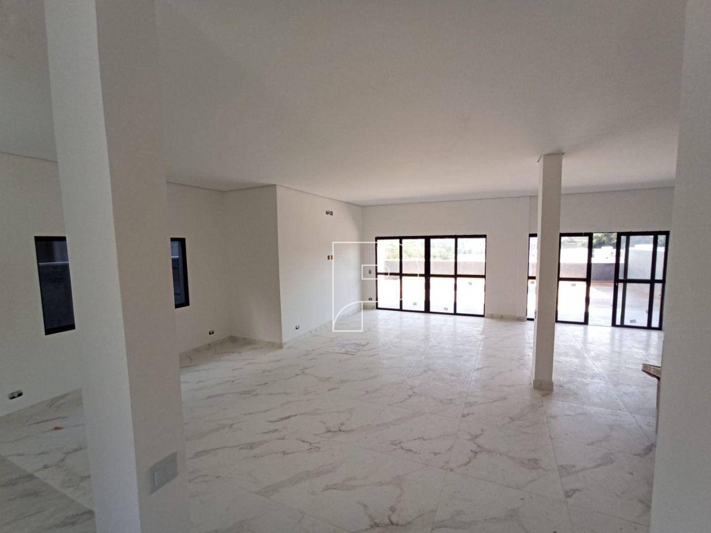 Casa de Condomínio à venda com 4 quartos, 307m² - Foto 4