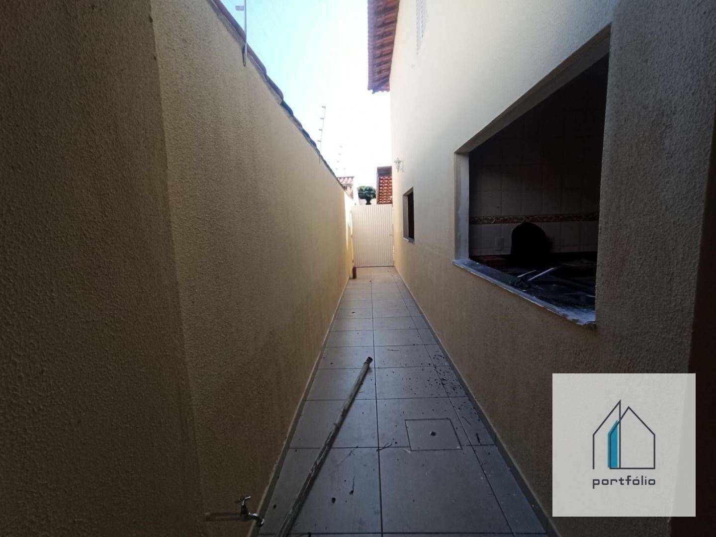 Casa à venda com 4 quartos, 212m² - Foto 13