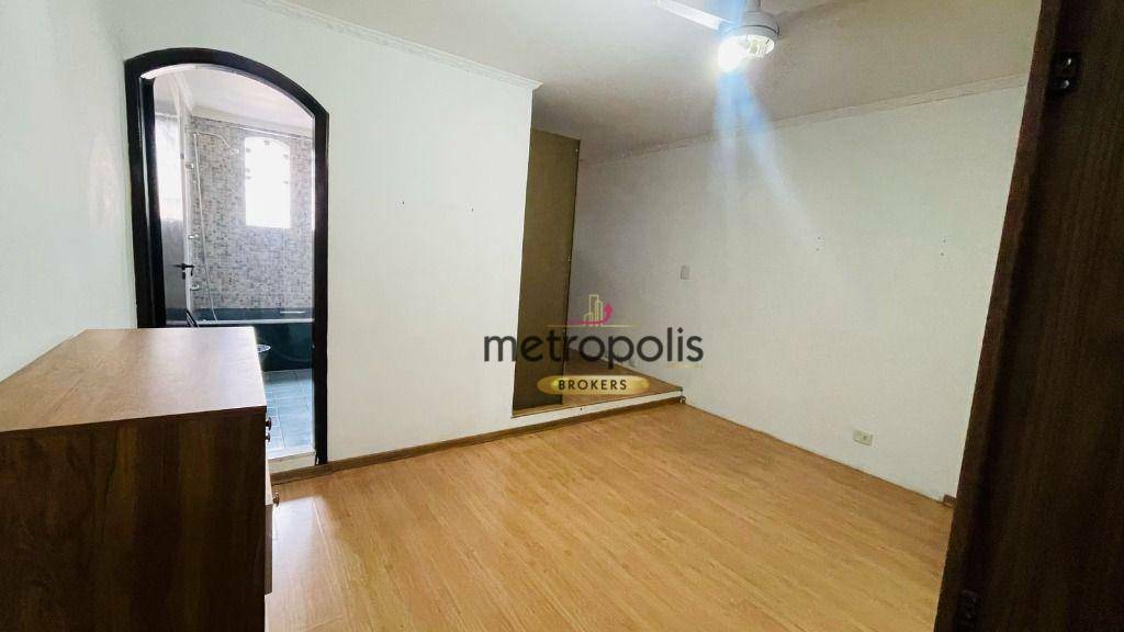 Sobrado para alugar com 3 quartos, 254m² - Foto 9