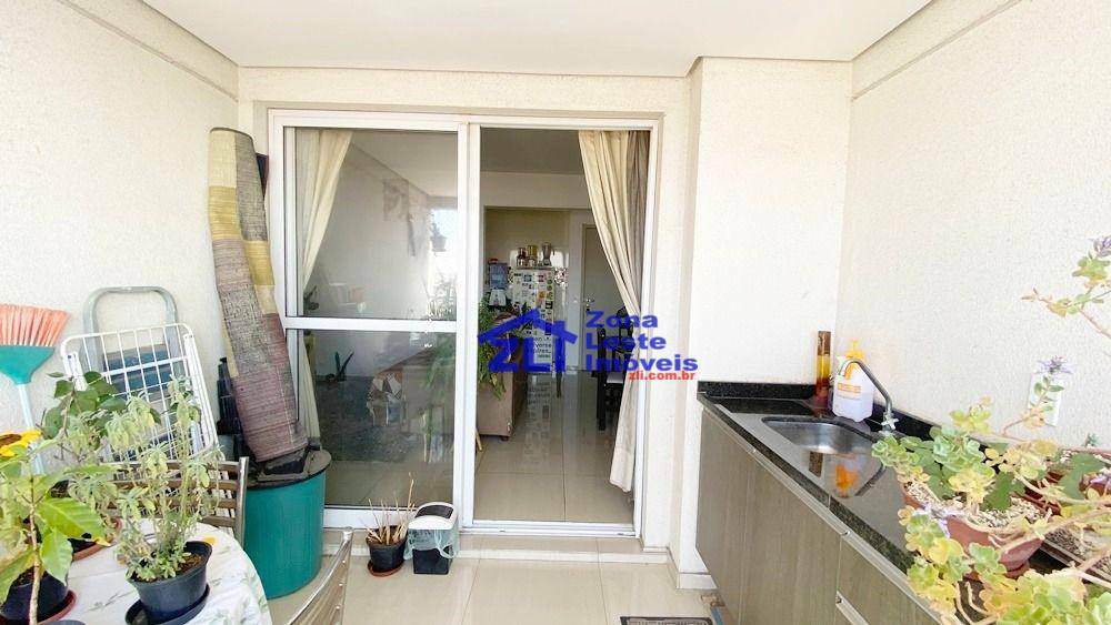 Apartamento à venda com 3 quartos, 79m² - Foto 23