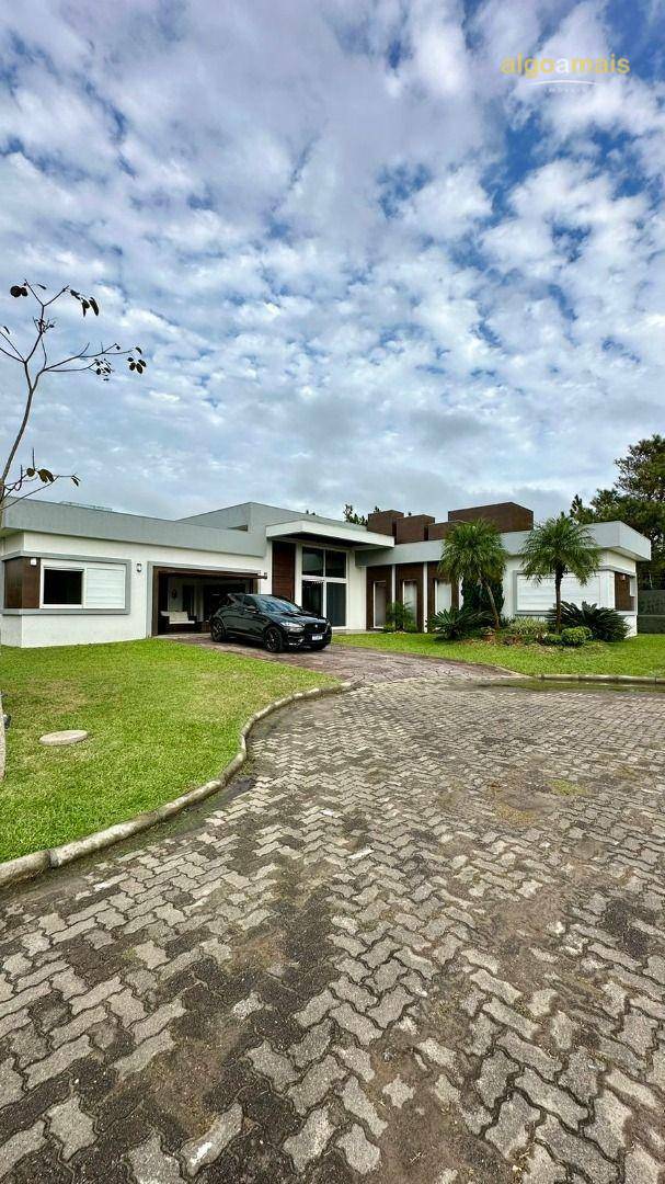 Casa de Condomínio à venda com 4 quartos, 240m² - Foto 10