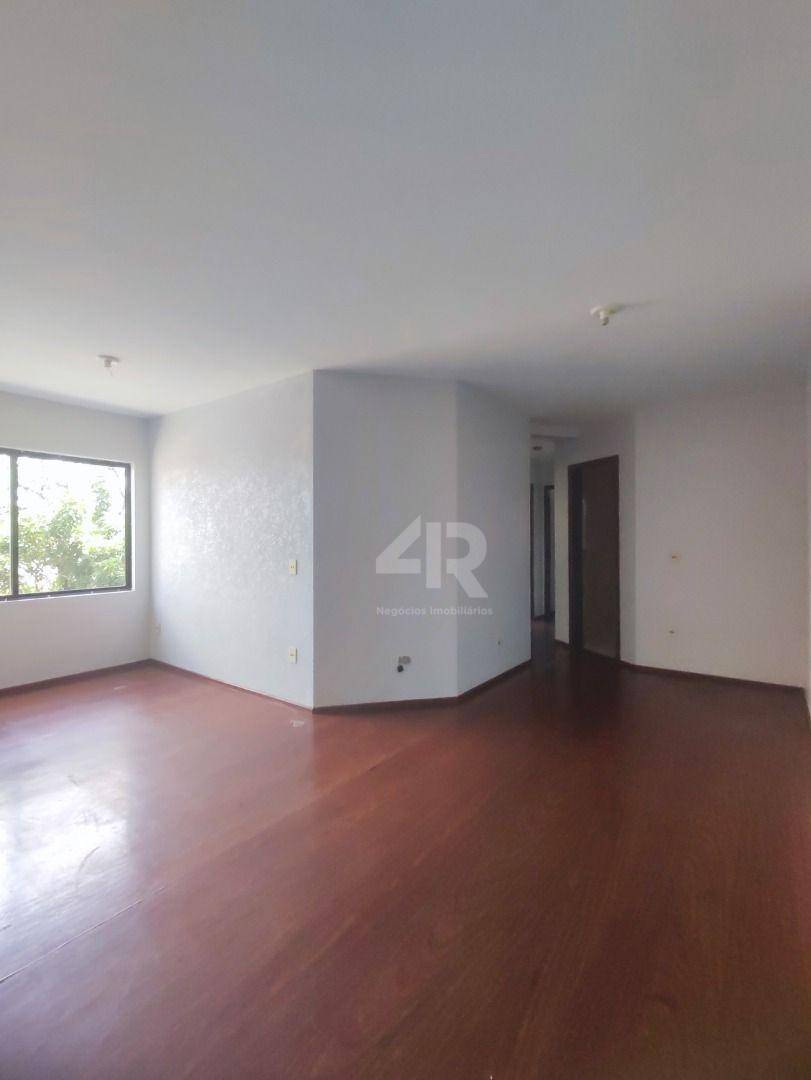 Apartamento à venda com 3 quartos, 76m² - Foto 3