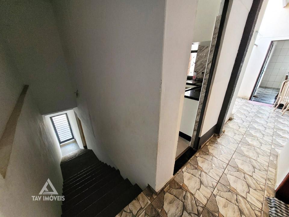 Casa à venda com 5 quartos, 294m² - Foto 17