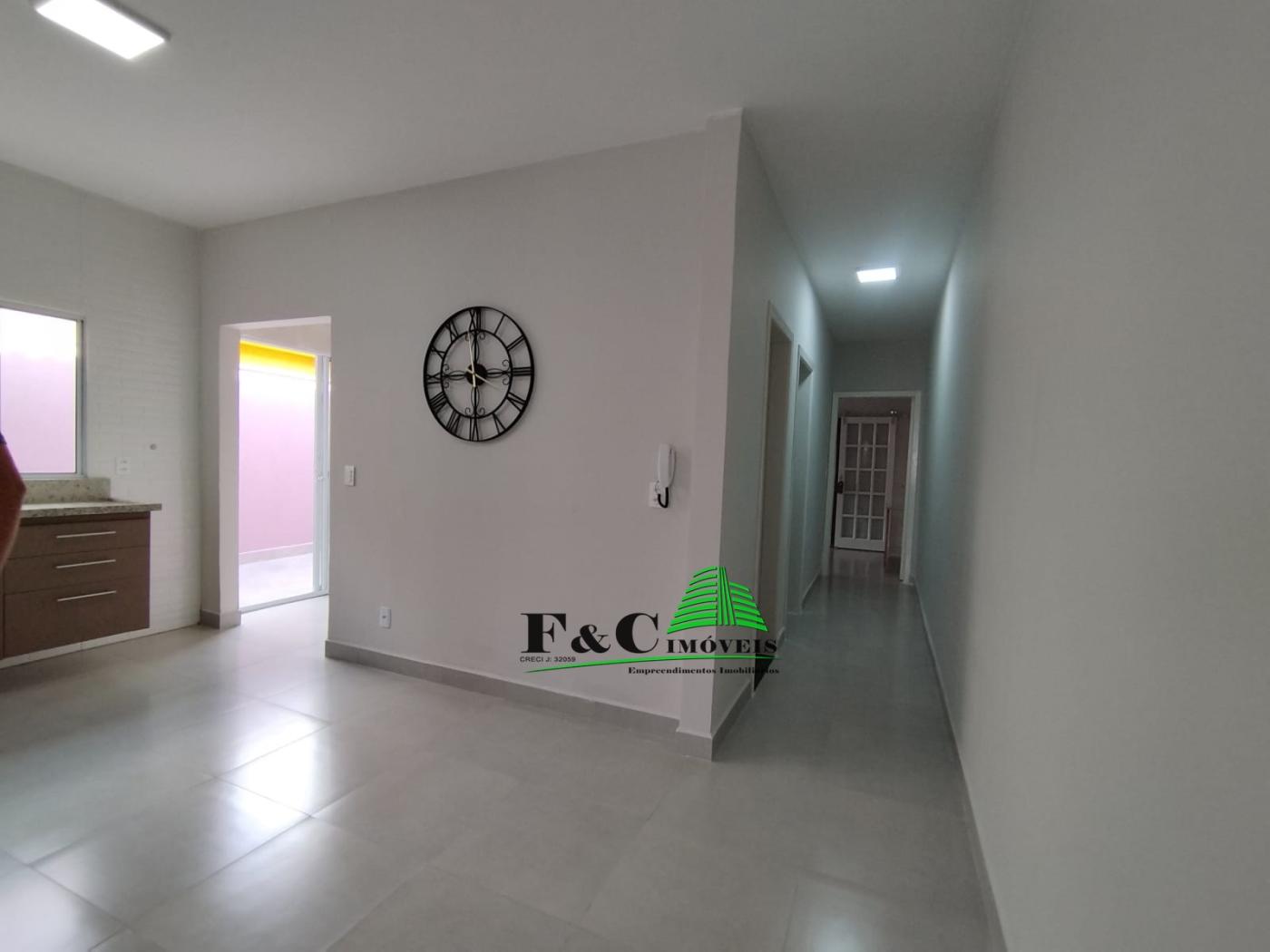 Casa à venda com 2 quartos, 140m² - Foto 4