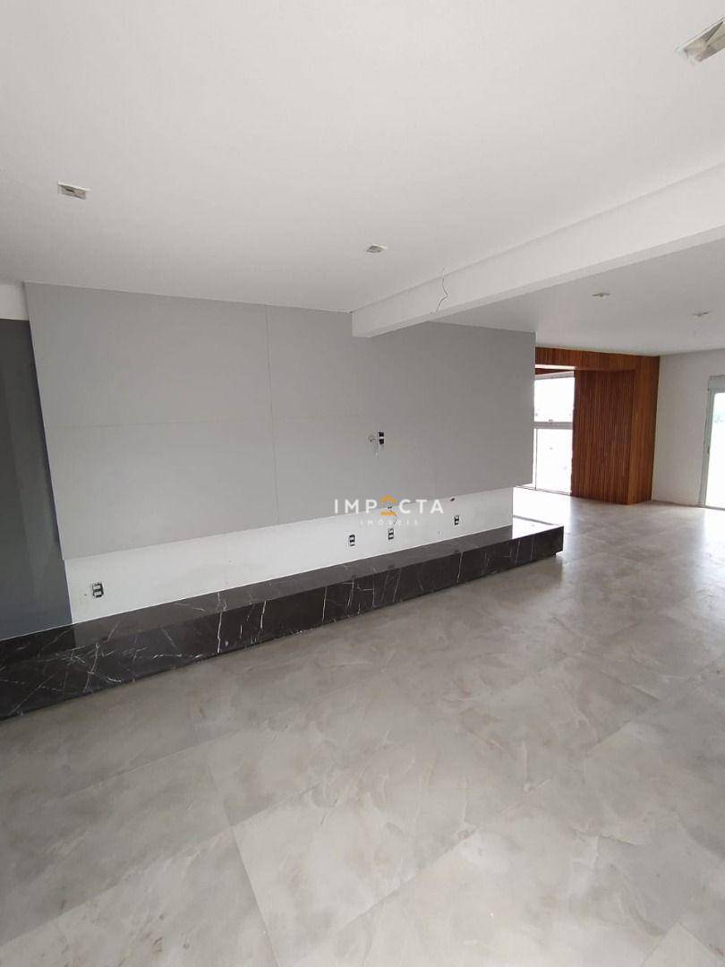 Apartamento à venda com 4 quartos, 250m² - Foto 5