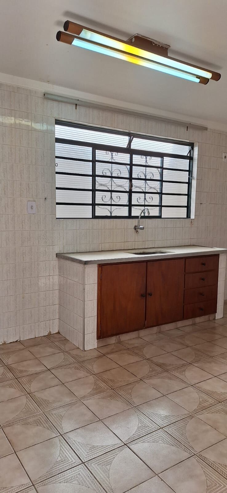 Casa à venda com 4 quartos, 250m² - Foto 9