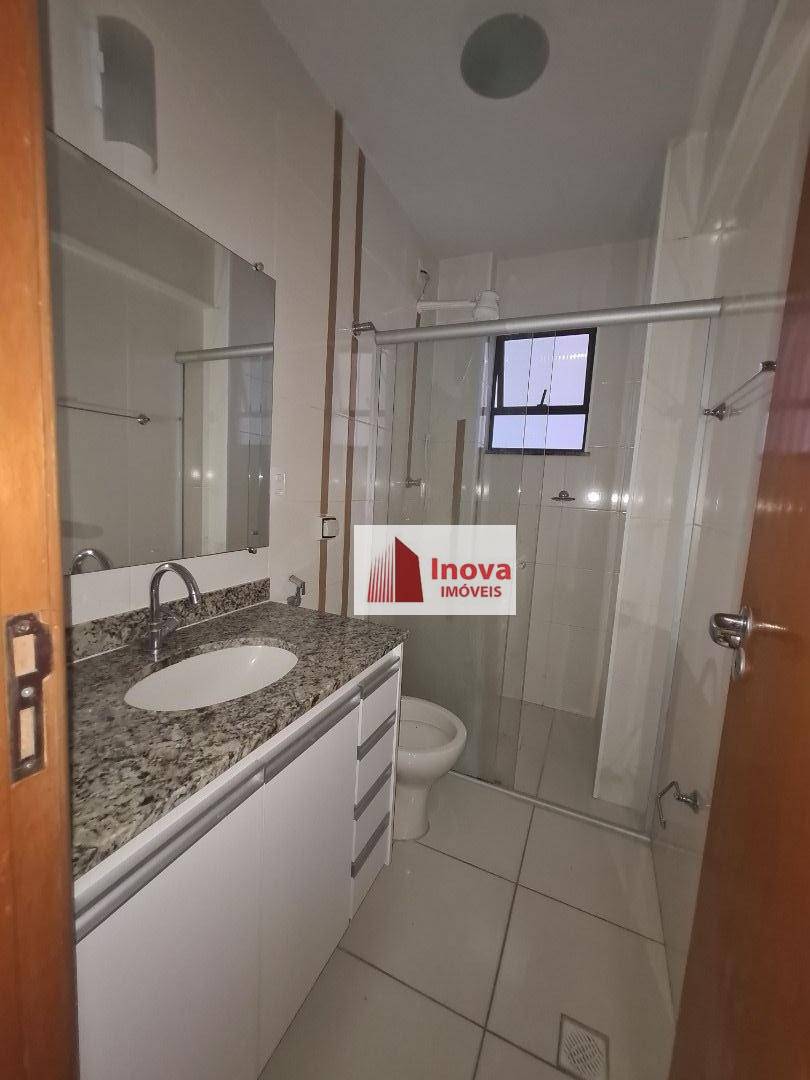 Apartamento à venda com 3 quartos, 110m² - Foto 19