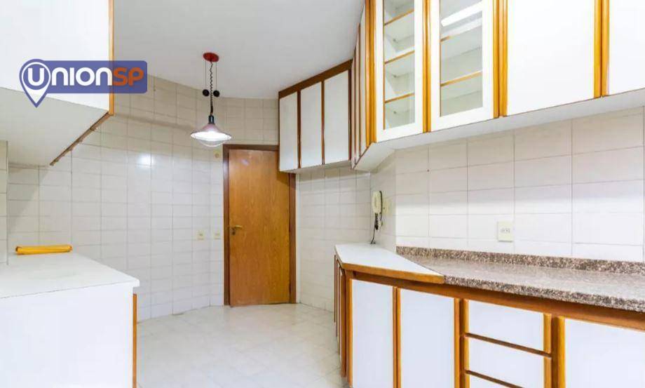 Apartamento à venda com 4 quartos, 158m² - Foto 14