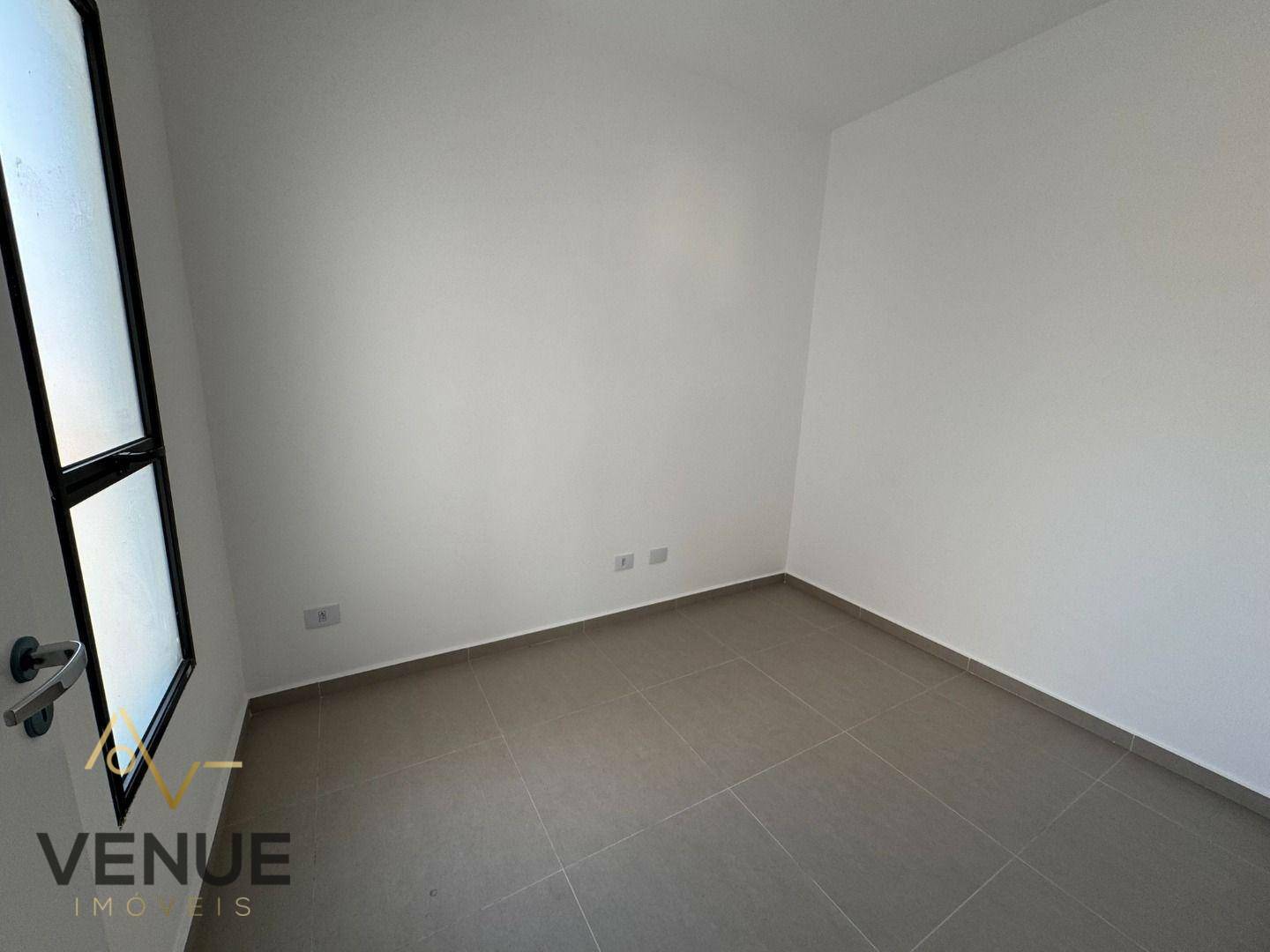 Apartamento à venda com 1 quarto, 24m² - Foto 4