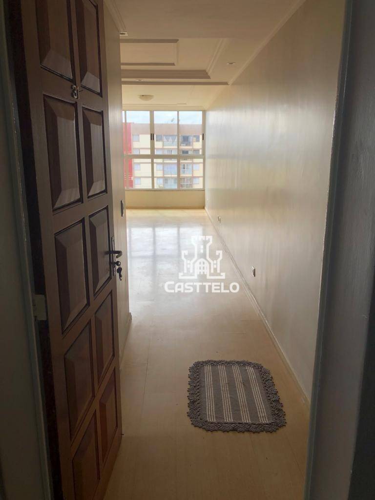 Apartamento à venda com 3 quartos, 89m² - Foto 2