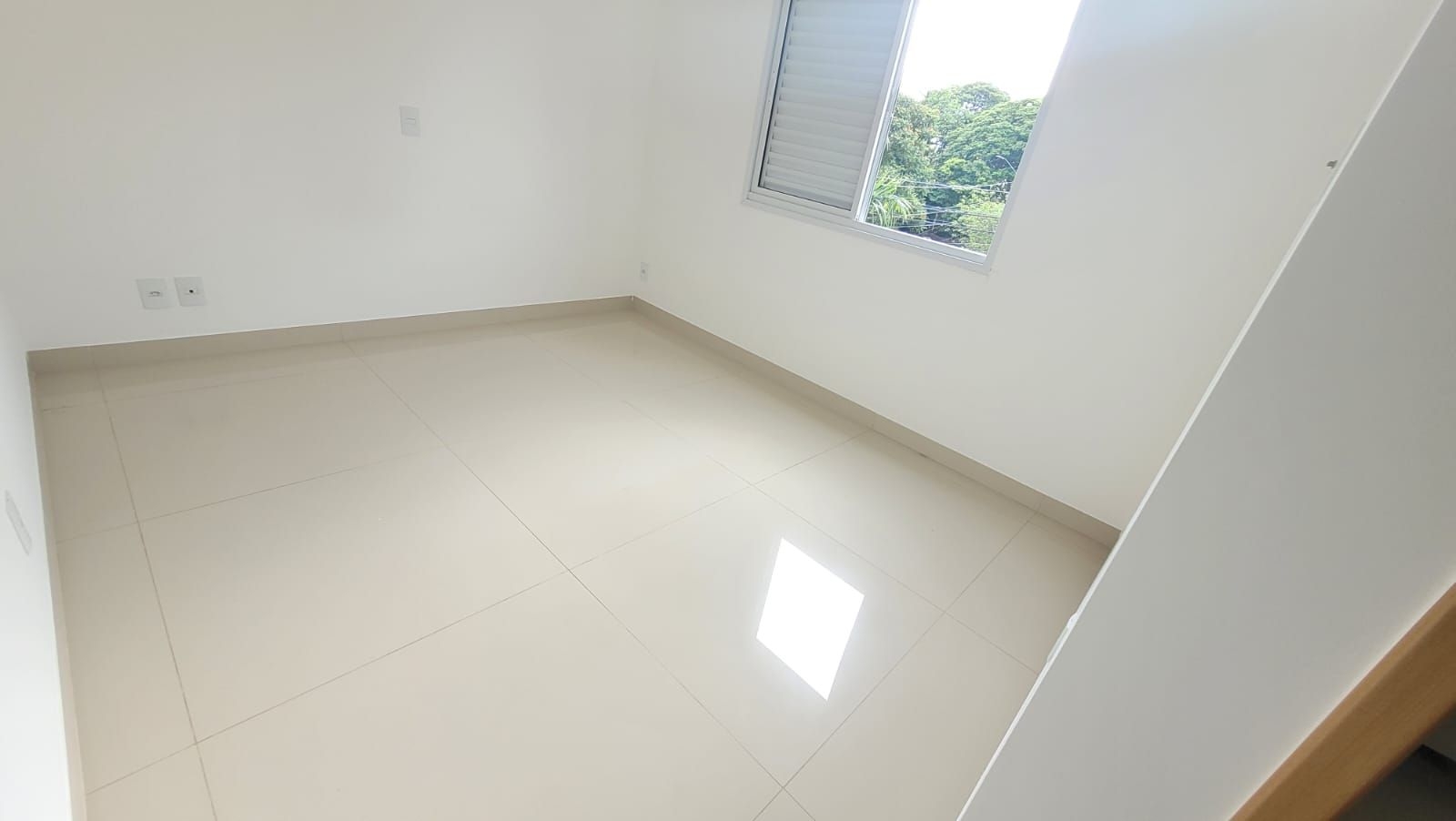 Apartamento à venda com 4 quartos, 144m² - Foto 11