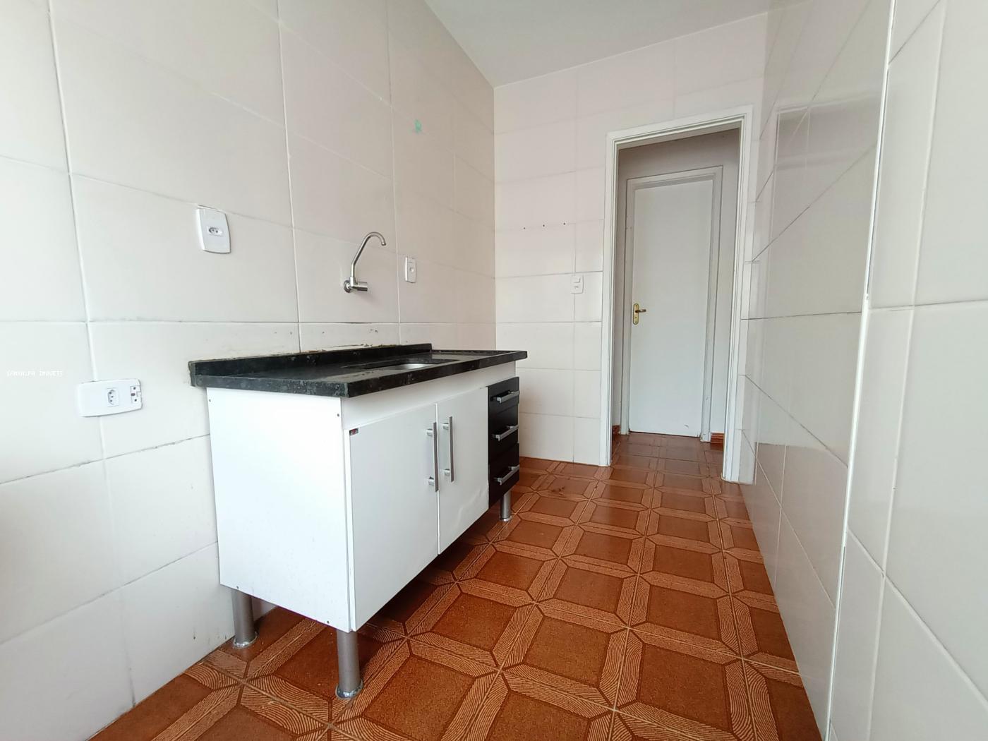 Apartamento à venda com 1 quarto, 28m² - Foto 4