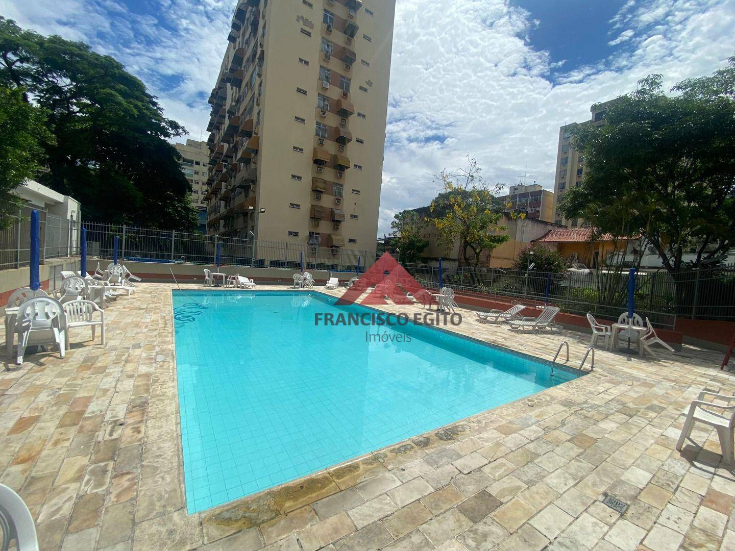 Apartamento à venda com 2 quartos, 60m² - Foto 1