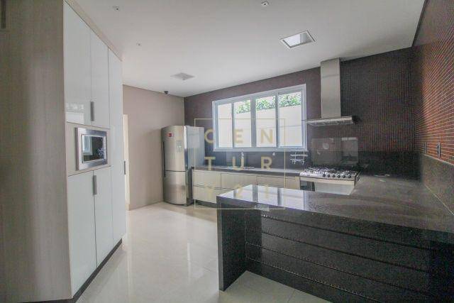 Casa de Condomínio à venda com 3 quartos, 388m² - Foto 42