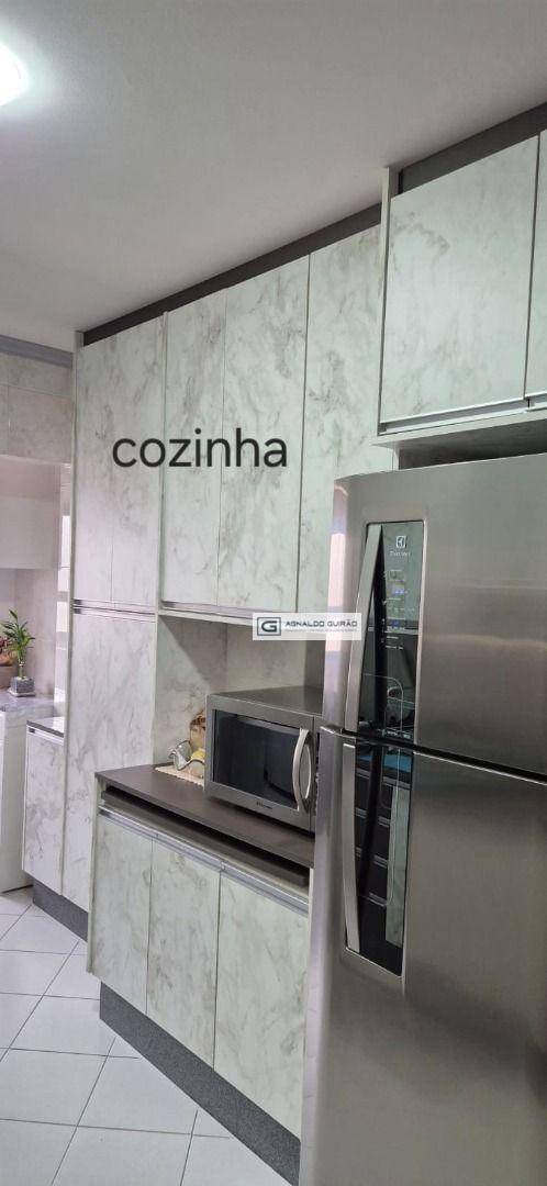 Apartamento à venda com 3 quartos, 83m² - Foto 11