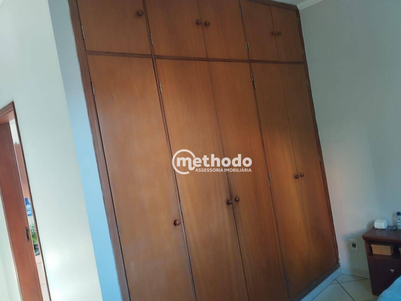 Apartamento à venda com 2 quartos, 80m² - Foto 11