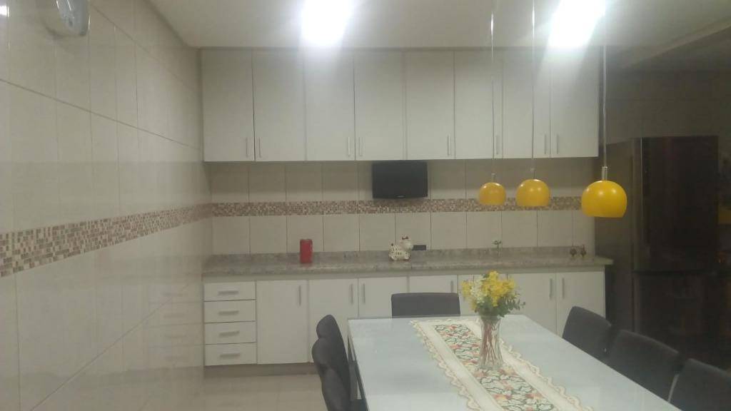 Sobrado à venda com 4 quartos, 250m² - Foto 31