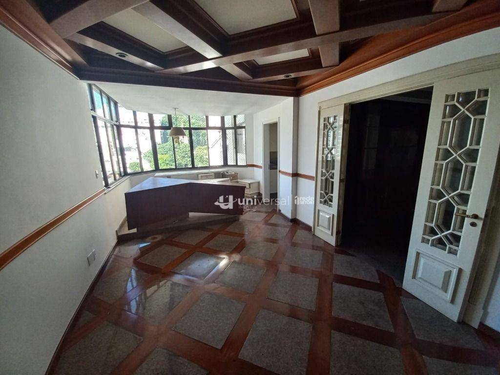 Apartamento à venda com 4 quartos, 220m² - Foto 9
