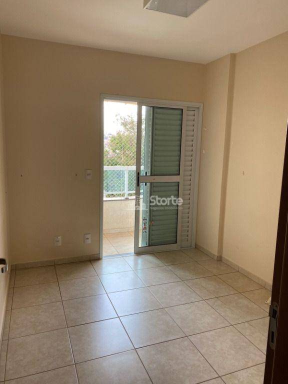 Apartamento à venda com 4 quartos, 135m² - Foto 11