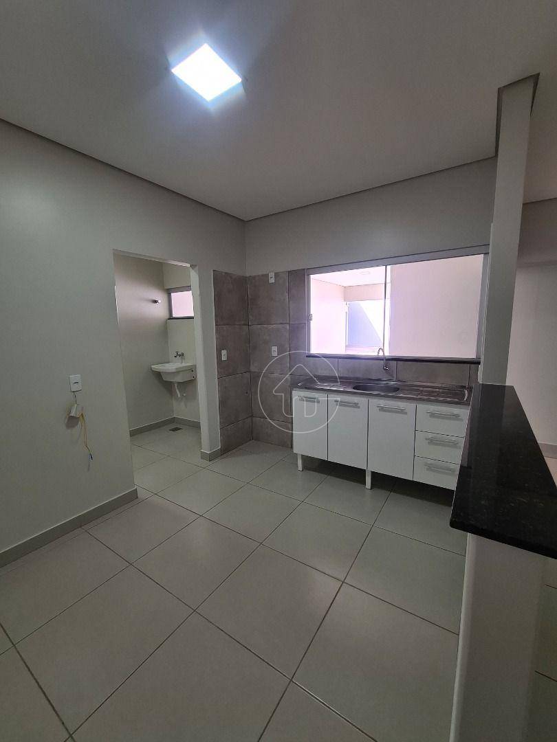 Apartamento para alugar com 2 quartos, 80m² - Foto 8