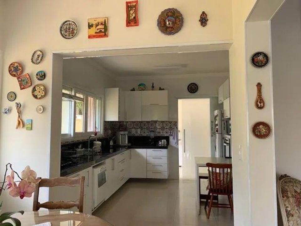 Casa de Condomínio à venda com 3 quartos, 280m² - Foto 4