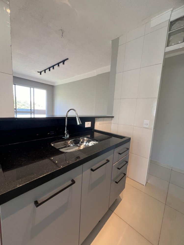 Apartamento à venda com 3 quartos, 49m² - Foto 7