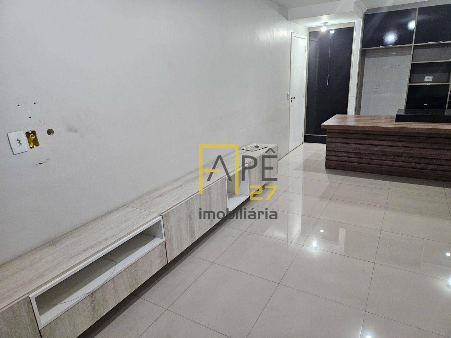 Apartamento à venda com 3 quartos, 82m² - Foto 7