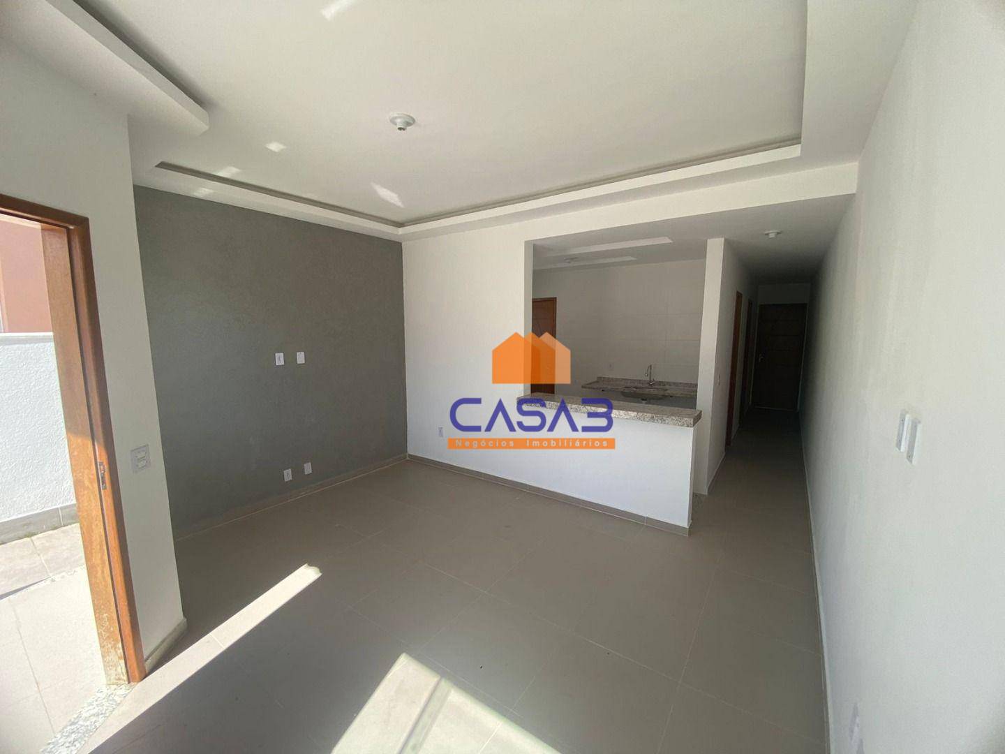 Casa à venda com 2 quartos, 75m² - Foto 4