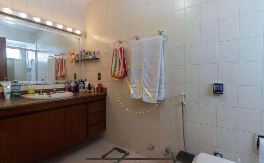 Apartamento à venda com 3 quartos, 150m² - Foto 29