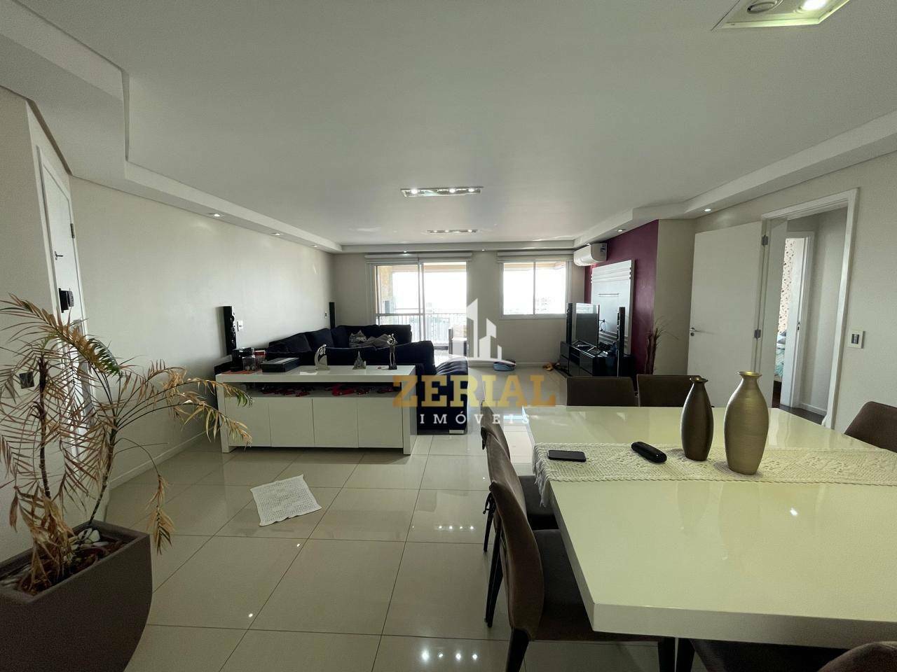 Apartamento à venda com 3 quartos, 133m² - Foto 6