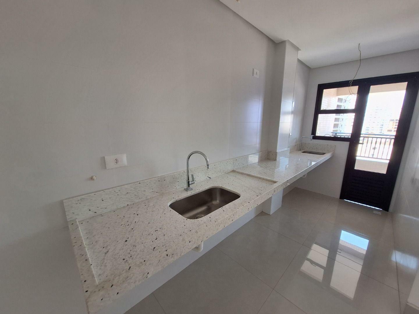 Apartamento à venda com 2 quartos, 76m² - Foto 21