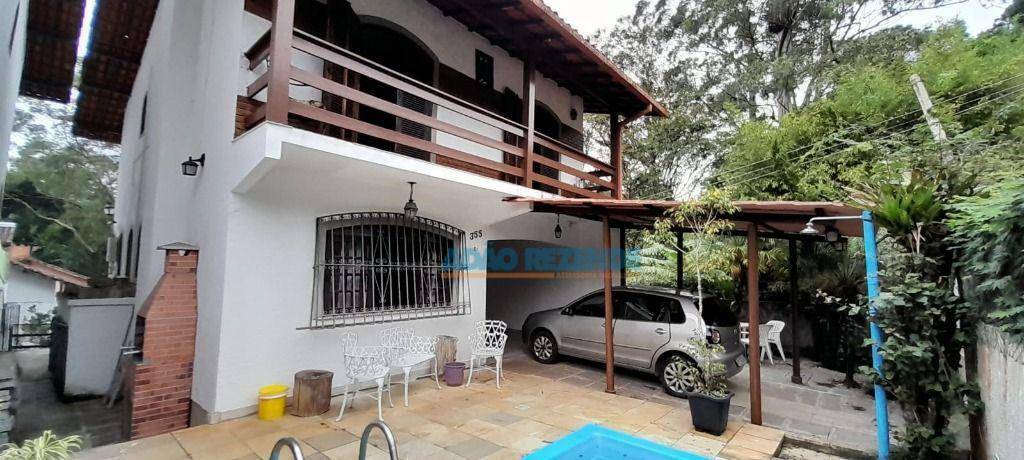 Casa de Condomínio à venda com 4 quartos, 173m² - Foto 2