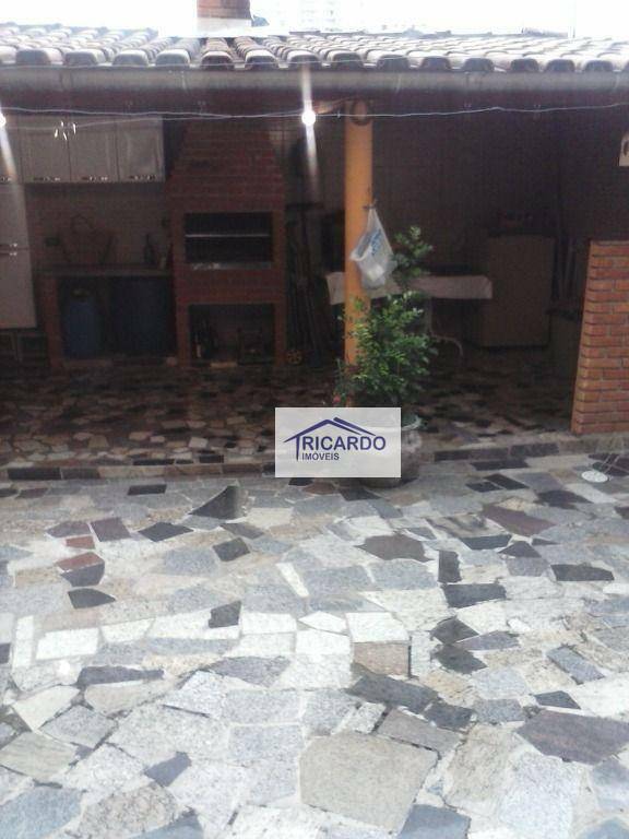 Sobrado à venda com 4 quartos, 350m² - Foto 11