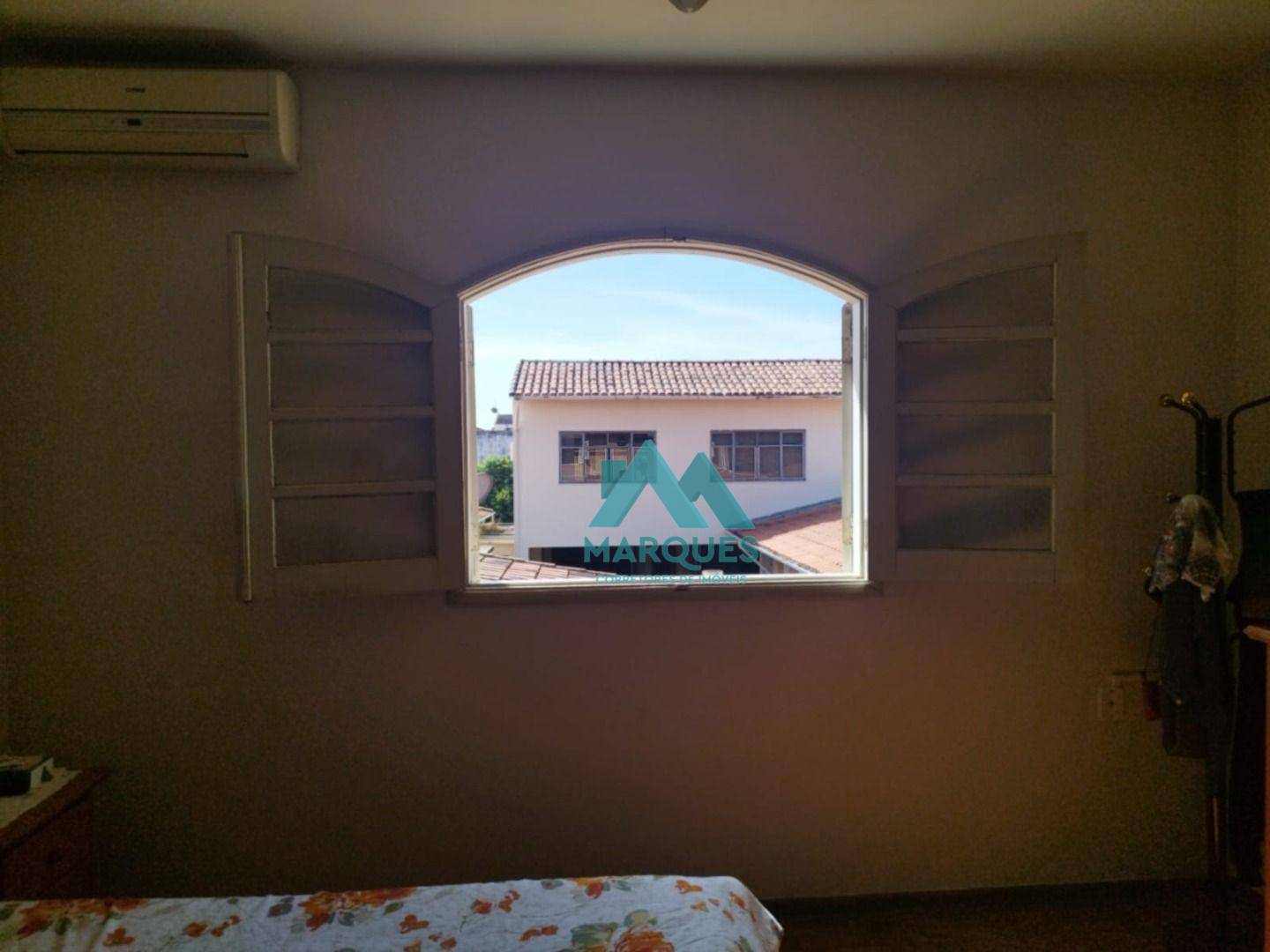 Sobrado à venda com 4 quartos, 304m² - Foto 26