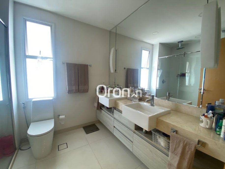 Apartamento à venda com 3 quartos, 216m² - Foto 14