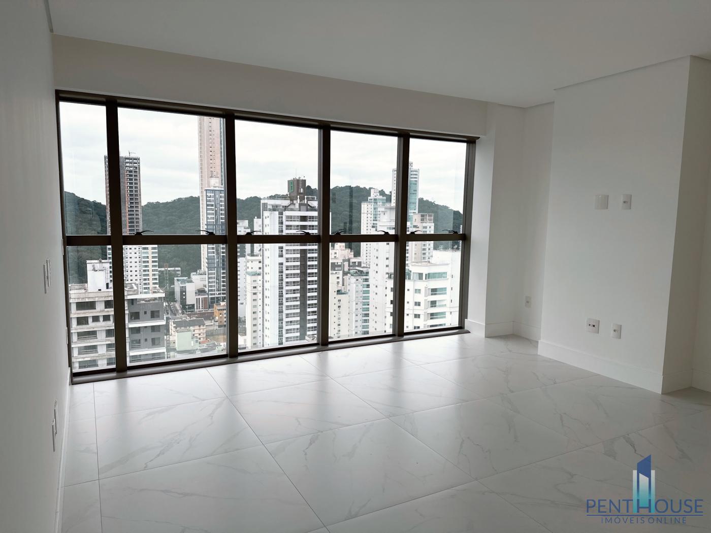 Cobertura à venda com 5 quartos, 321m² - Foto 4