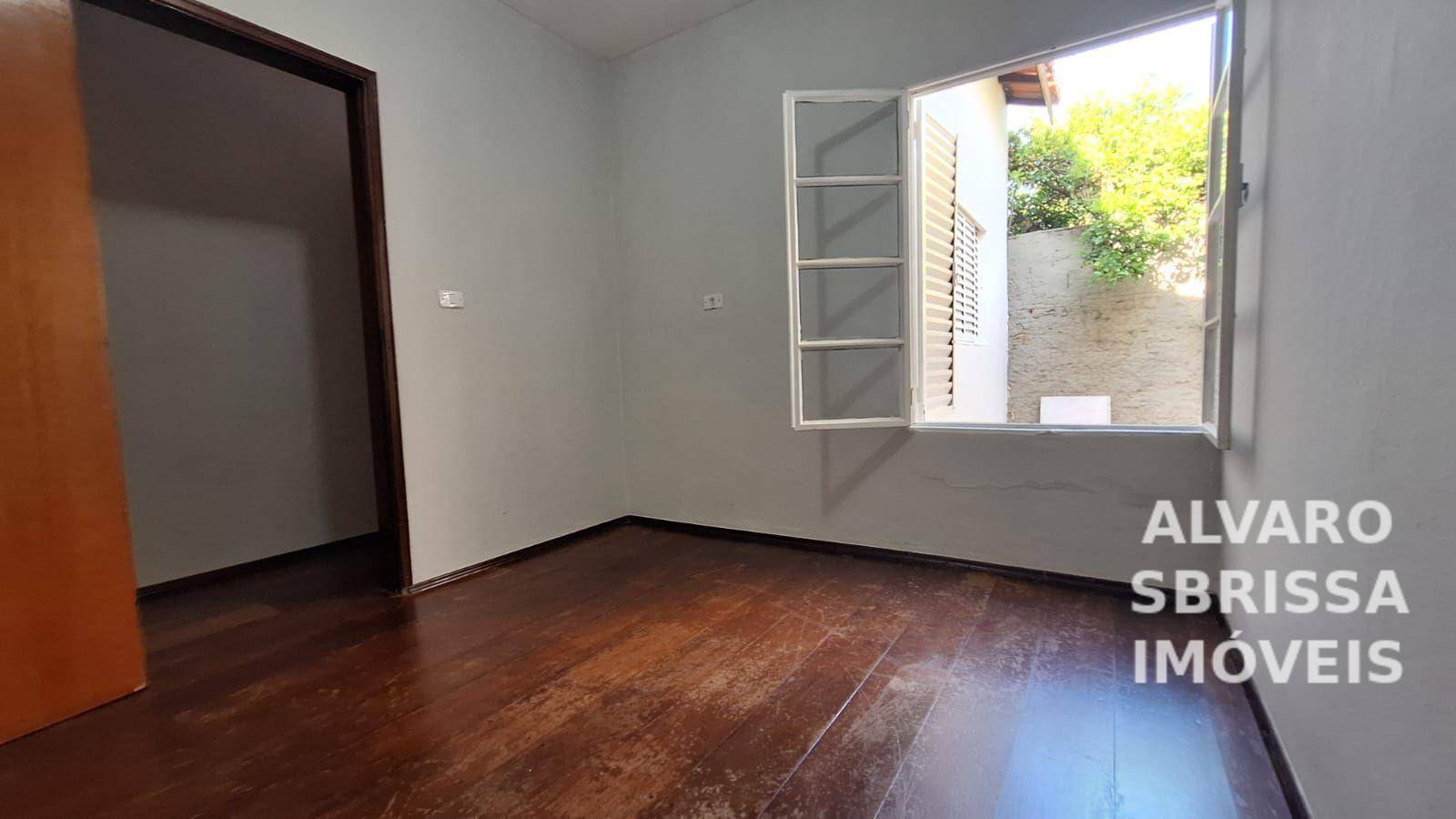 Casa para alugar com 3 quartos, 100m² - Foto 21