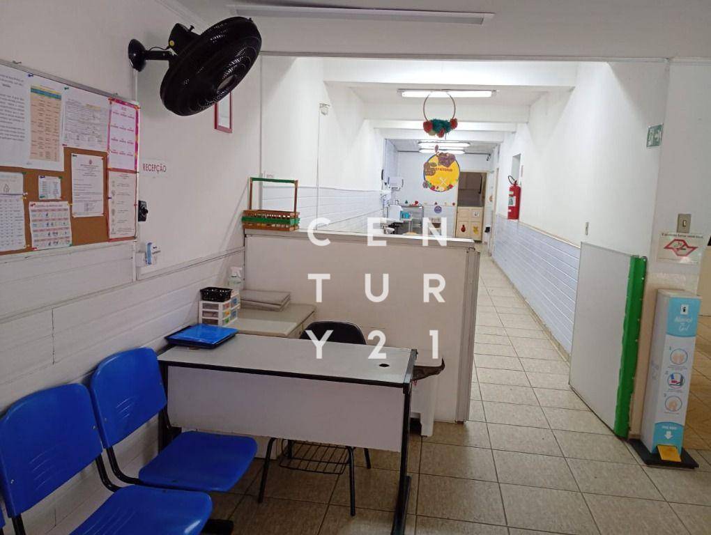 Casa à venda e aluguel, 250m² - Foto 14