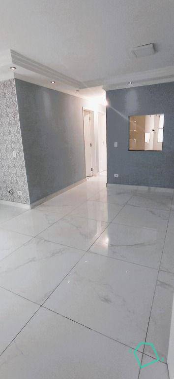 Apartamento para alugar com 2 quartos, 55m² - Foto 13