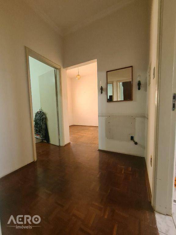 Casa à venda com 3 quartos, 190m² - Foto 6