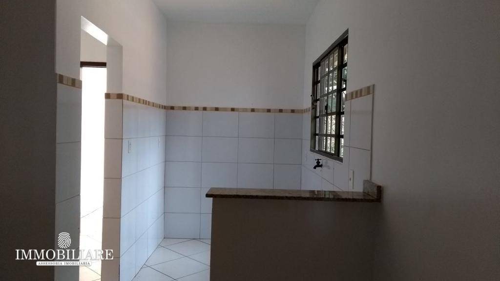 Casa à venda com 3 quartos, 160m² - Foto 3