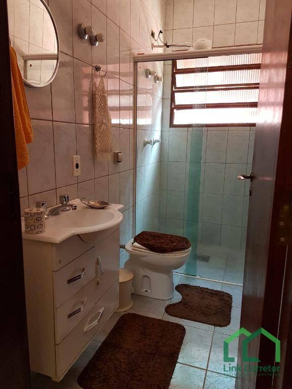 Casa de Condomínio à venda com 3 quartos, 225m² - Foto 15