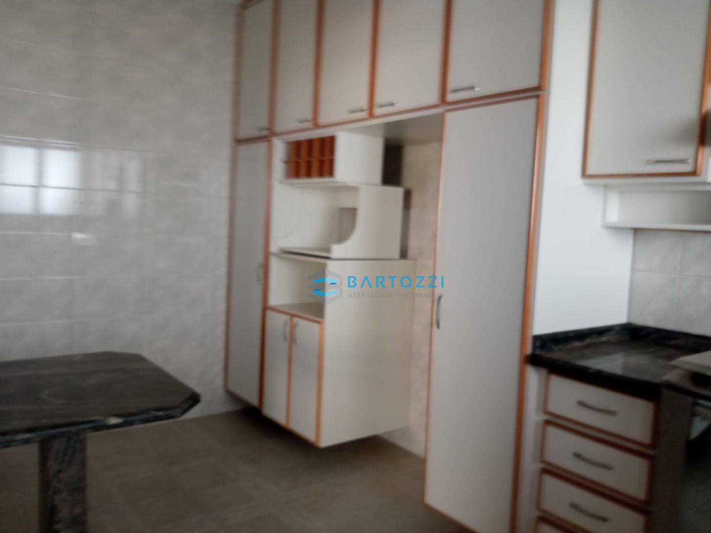 Apartamento à venda com 3 quartos, 110m² - Foto 8