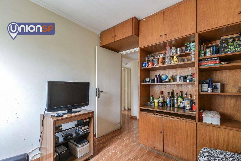 Apartamento à venda com 3 quartos, 135m² - Foto 27