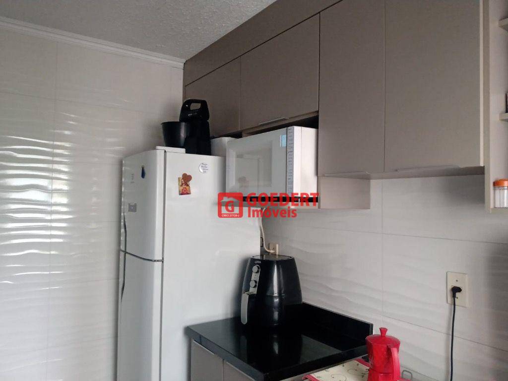 Apartamento à venda com 2 quartos, 46m² - Foto 13