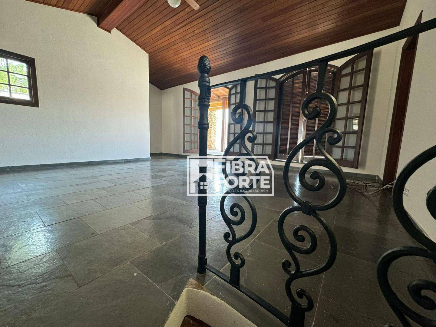 Casa à venda com 3 quartos, 199m² - Foto 5