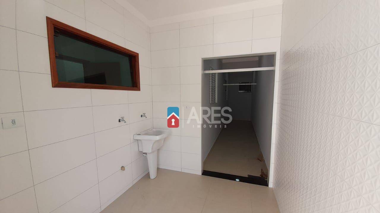 Casa à venda com 2 quartos, 100m² - Foto 5