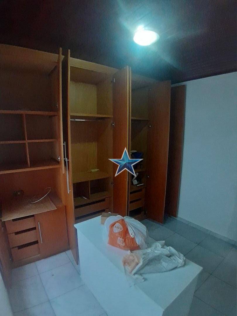 Casa à venda com 2 quartos, 130m² - Foto 10