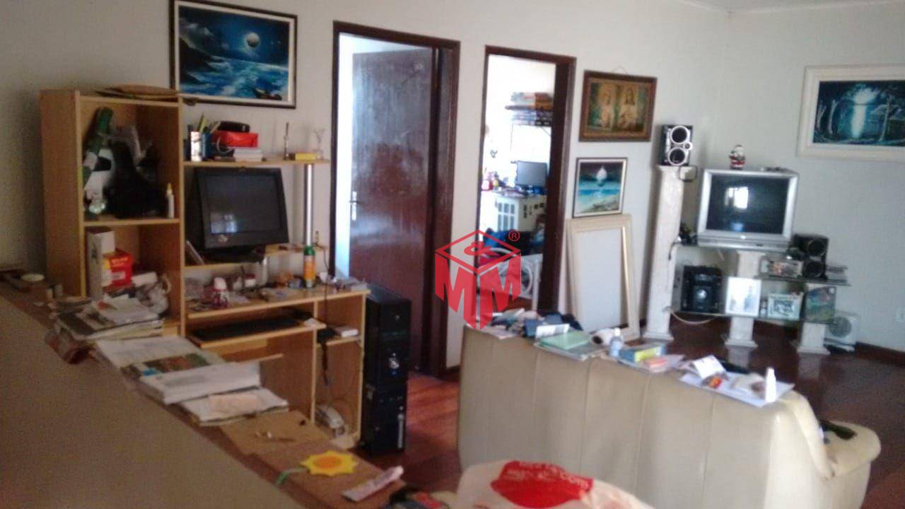 Sobrado à venda com 2 quartos, 189m² - Foto 6